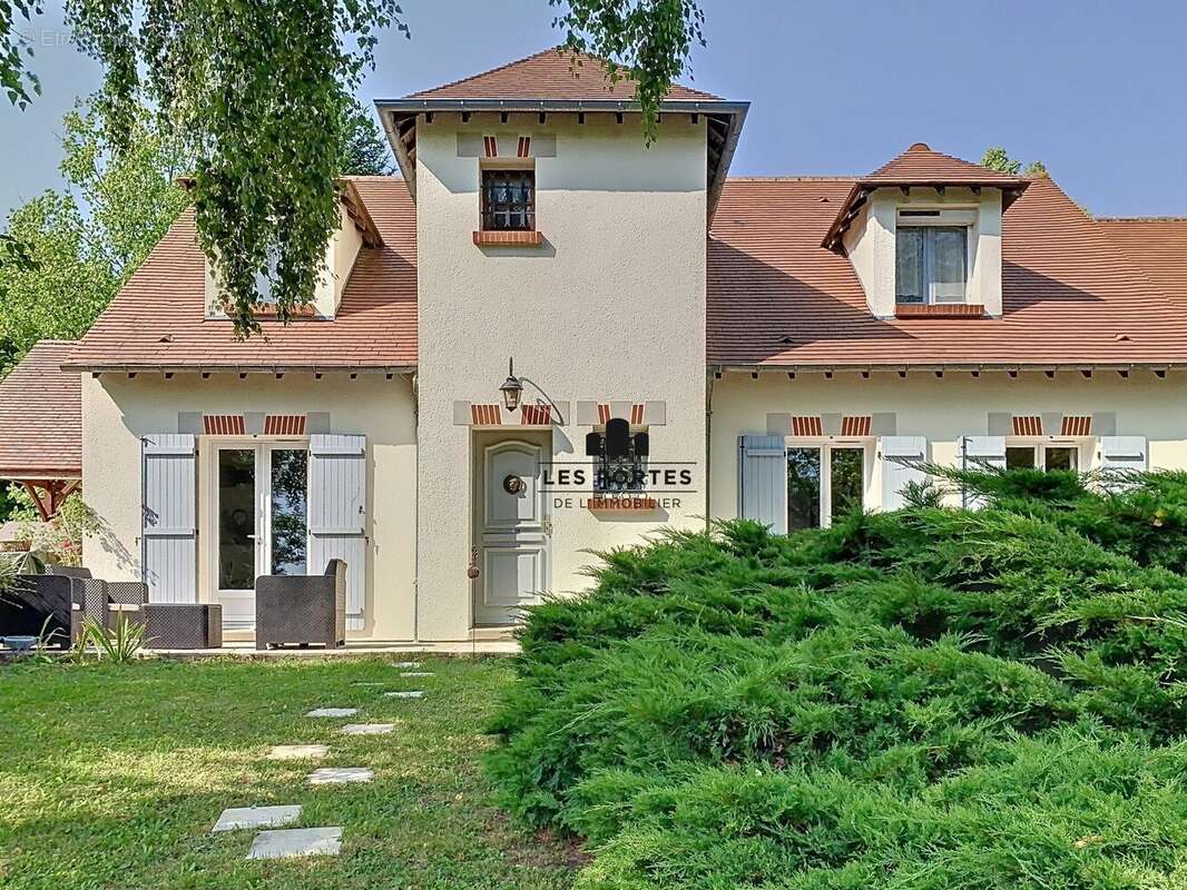 Maison à MILLY-LA-FORET