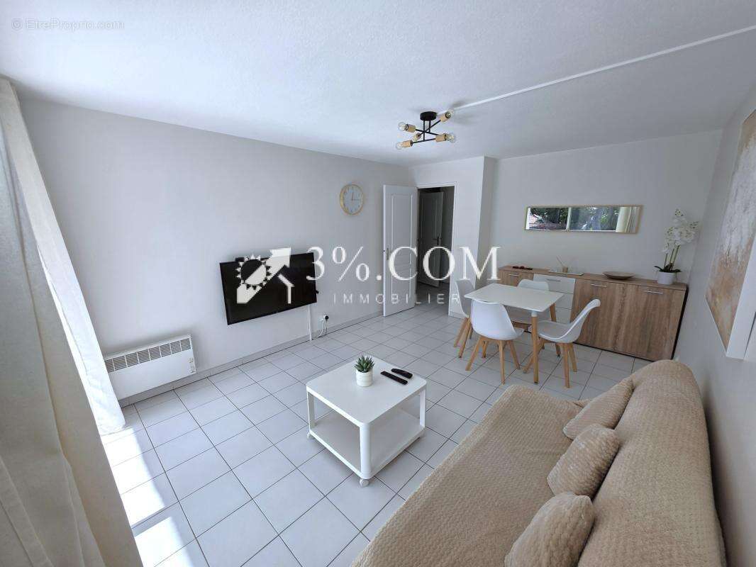 Appartement à SAINT-RAPHAEL