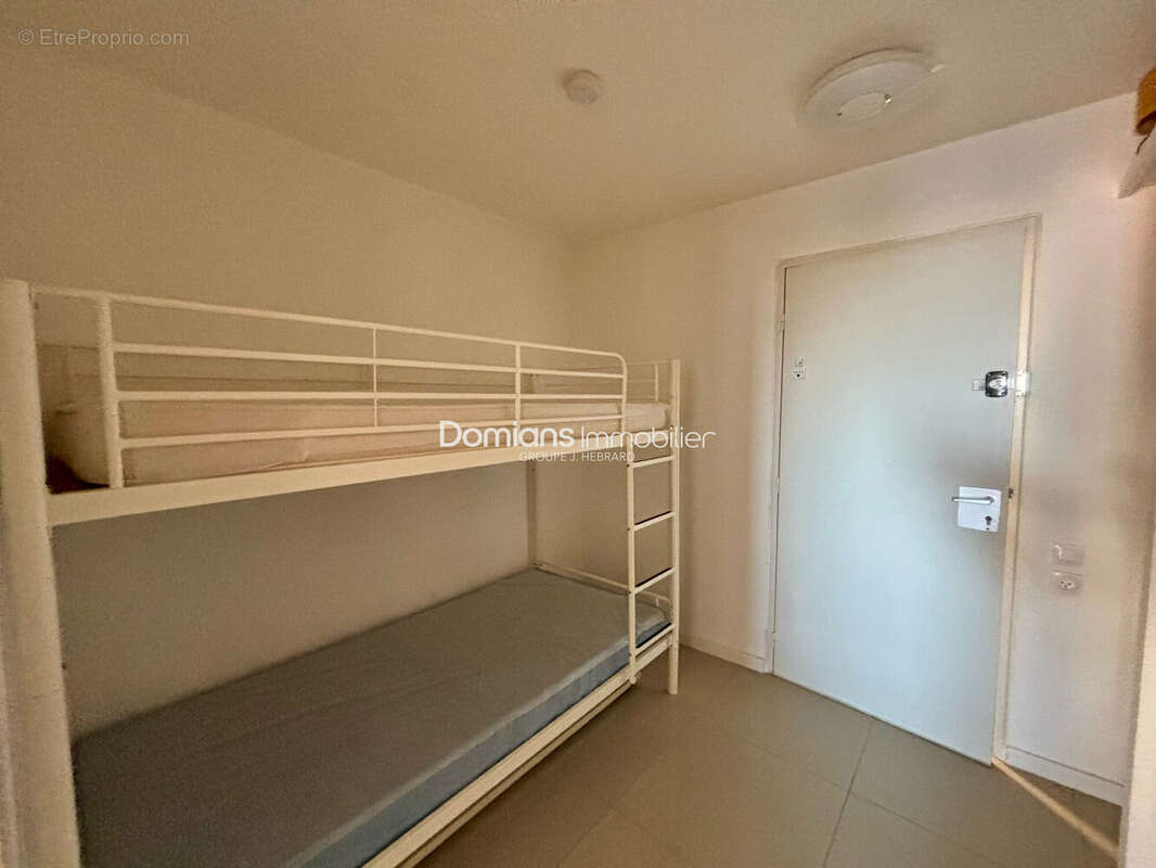 Appartement 36 m² à Saint-Cyprien  - photo 7