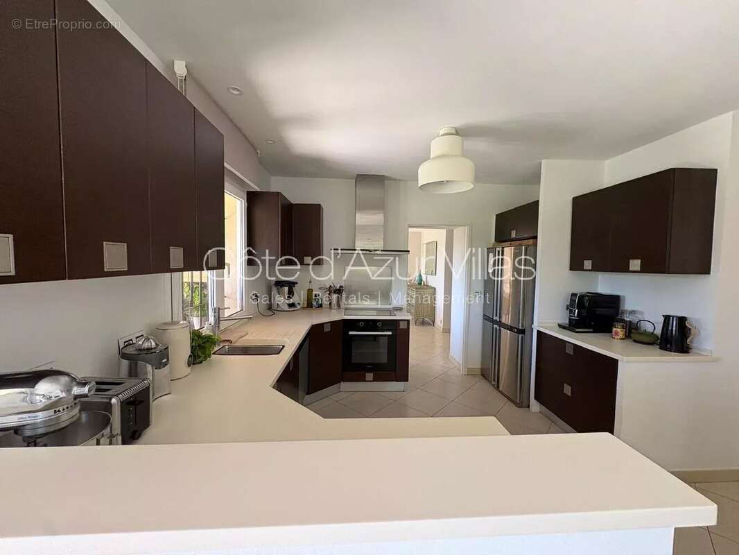 Charmante  villa familiale avec piscine - photo 3