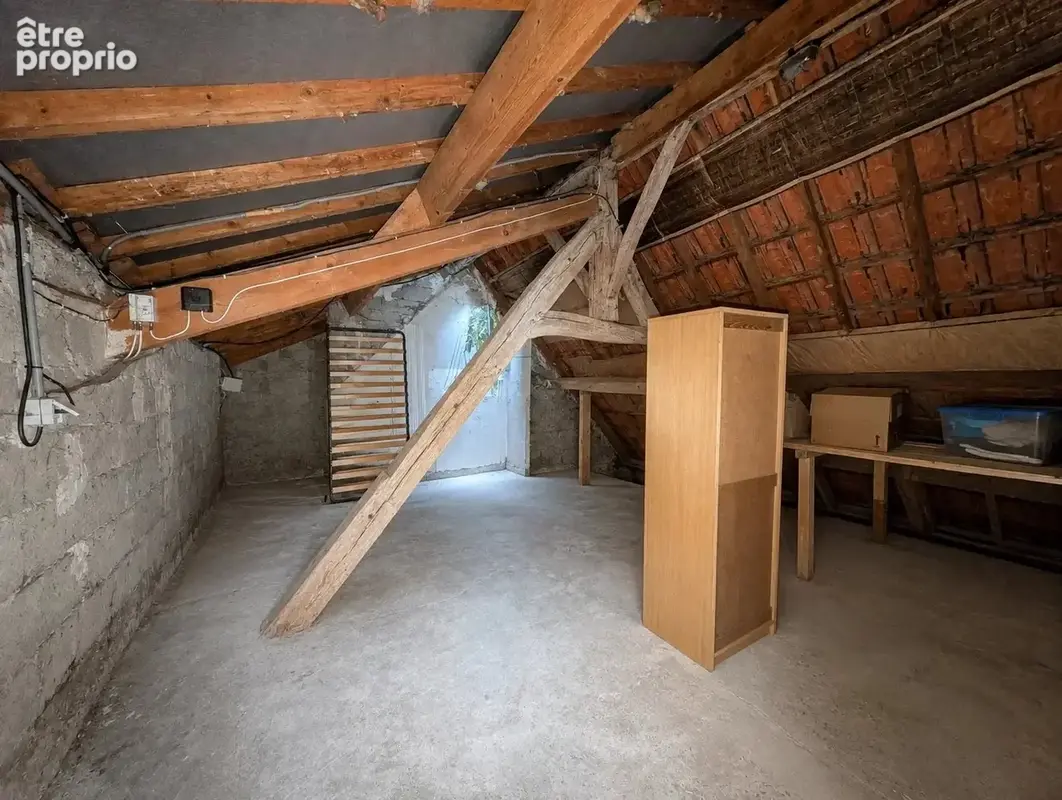 Réf. 2303 Maison Meulières, 4 chambres et jardin. - photo 10