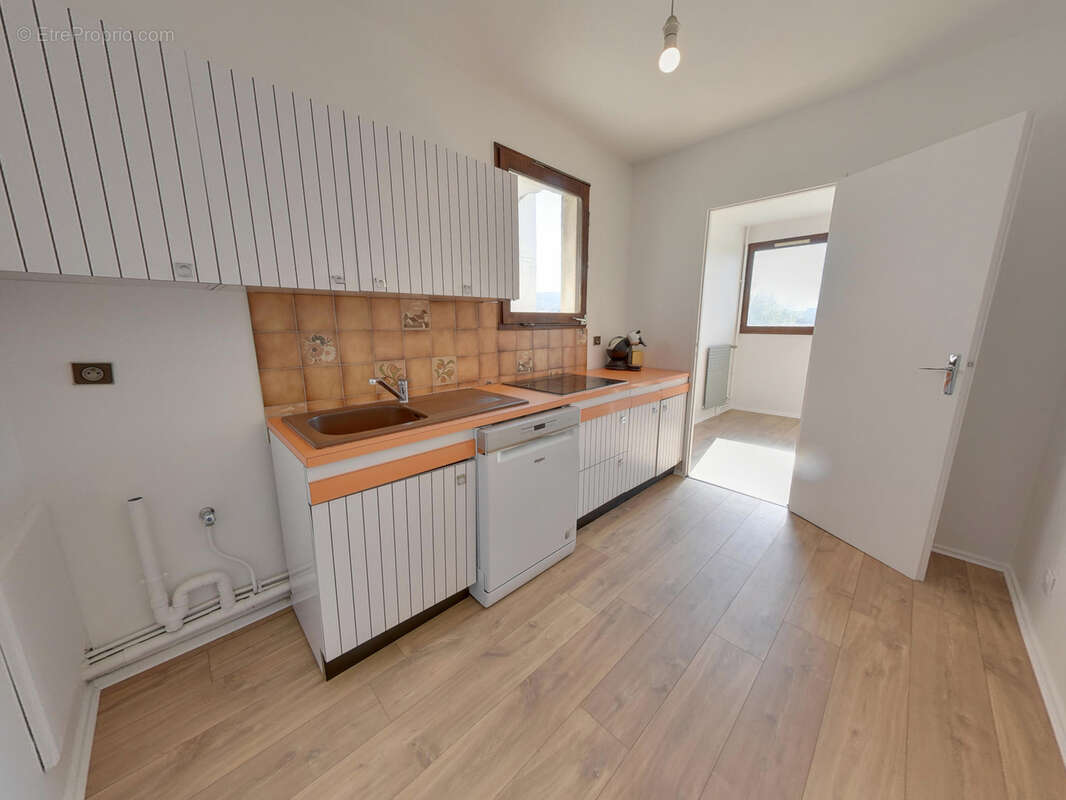 Appartement à ECHIROLLES