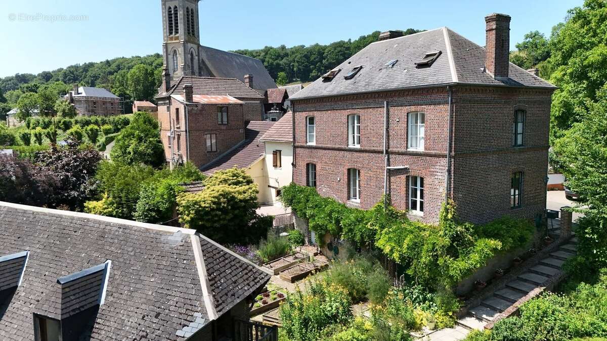 ORNE - Proche Vimoutiers - À Vendre : Propriété de Caractère avec Hôtel-Restaurant et Gîtes – Ticheville, Pays d’Auge - photo 2