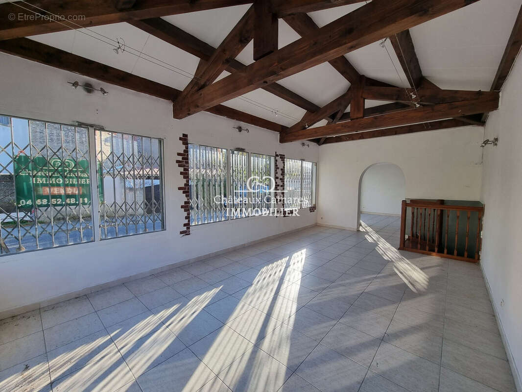 Commerce à TAUTAVEL