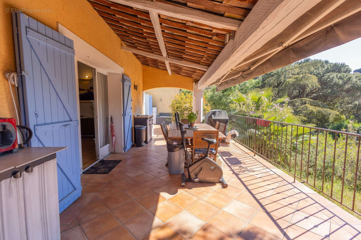 Maison à LA CROIX-VALMER