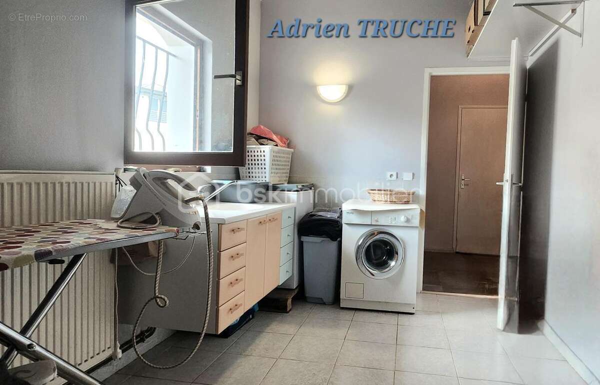 Maison à VETRAZ-MONTHOUX