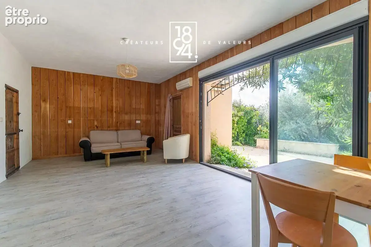 À la vente, villa familiale t5 + t3, terrain paysagé & piscine à lauris 84360 - photo 18