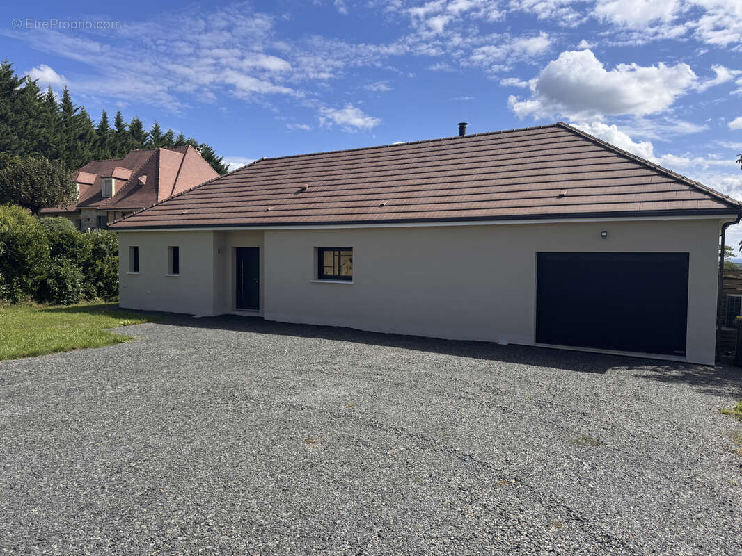 Maison à SAINT-ROBERT