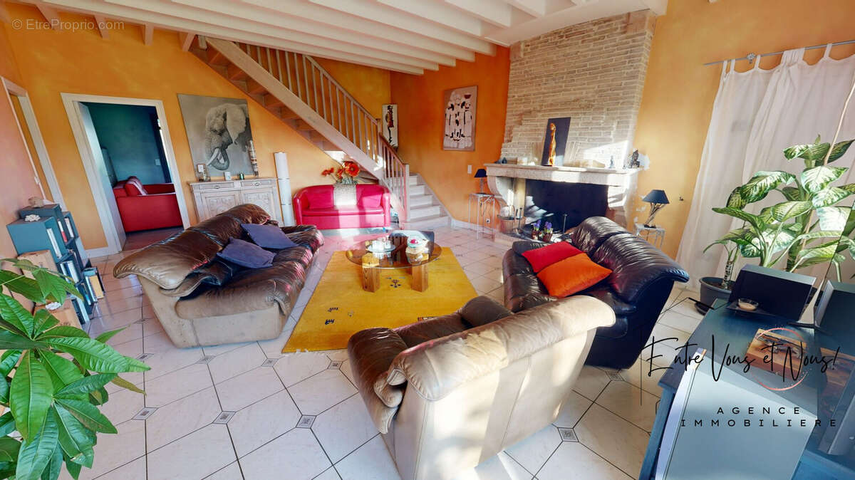 Maison 250 m² à Langon  - photo 9