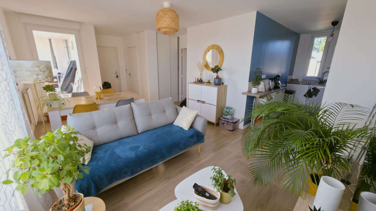 Appartement Le Rheu 2 pièces 45 m2 - photo 3
