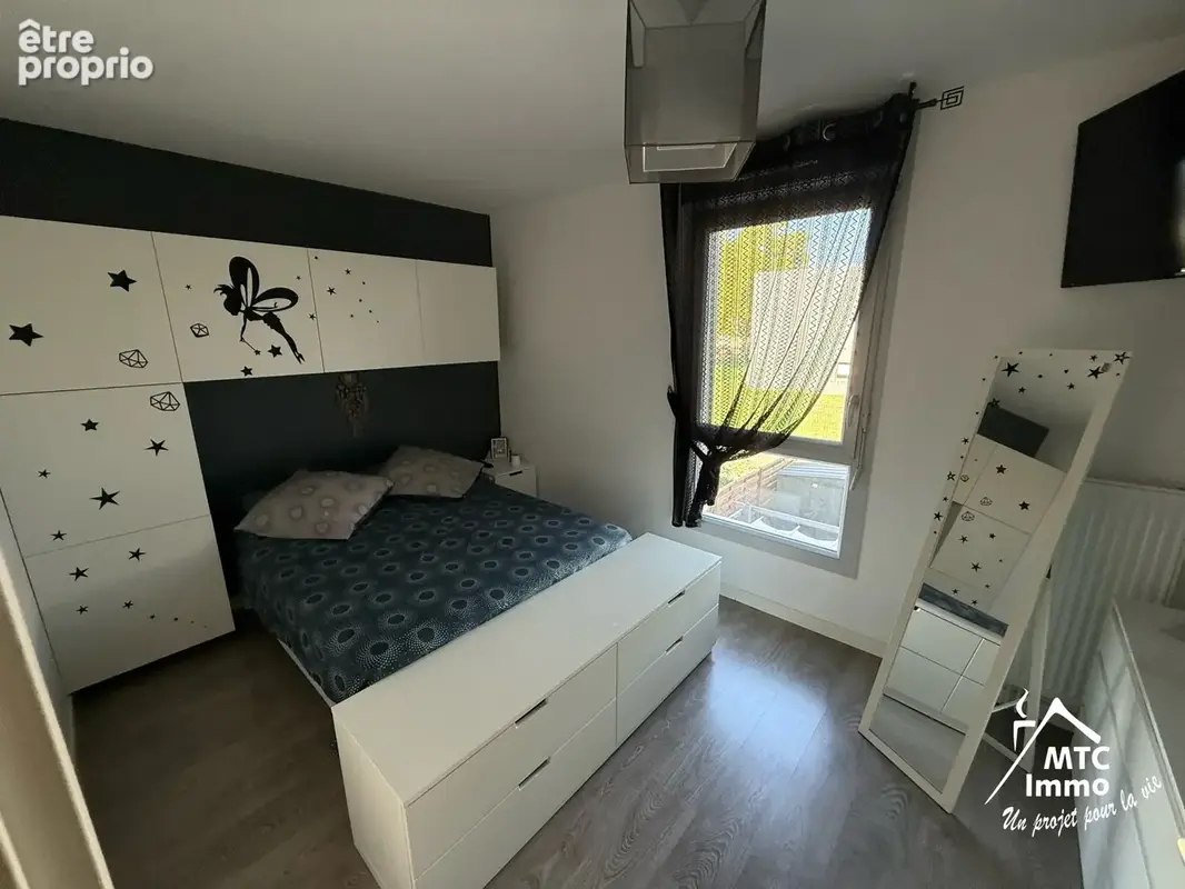Maison 3 pièces de 2015 avec jardin, terrasse couverte et garage - photo 16