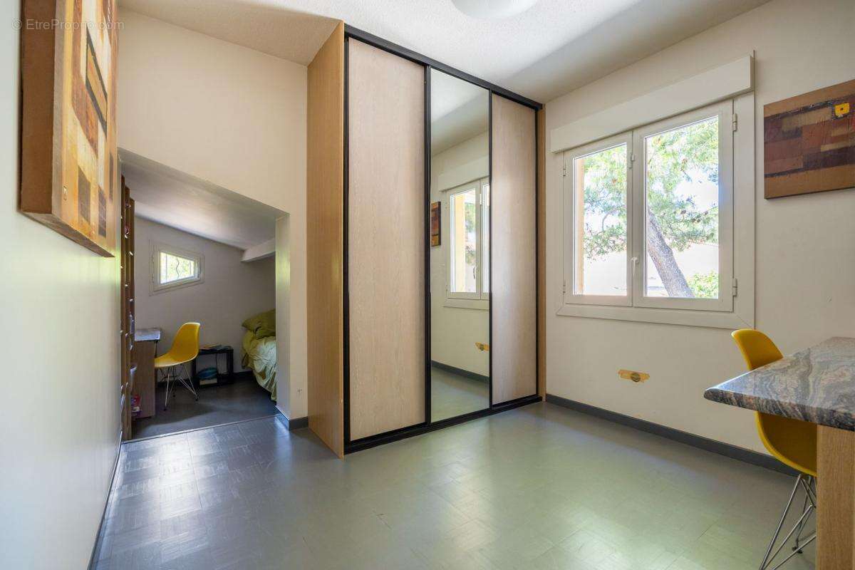 Maison à ROQUEFORT-LA-BEDOULE