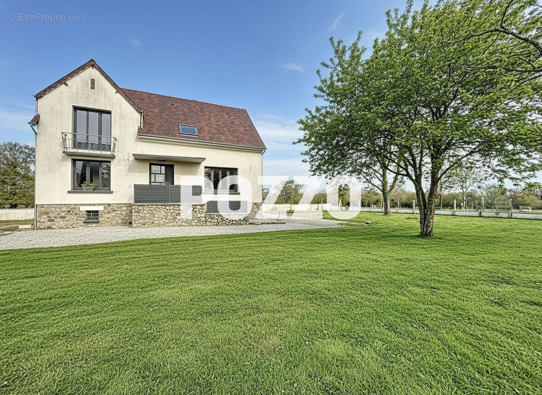 Maison à LA HAYE-DU-PUITS