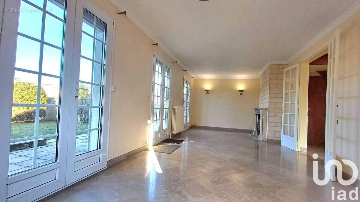 Photo 2 - Maison à CREPY-EN-VALOIS