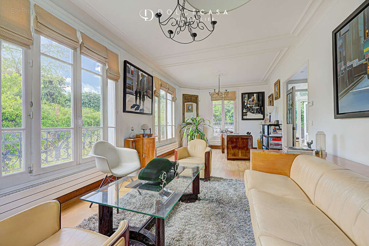 Maison à LE PERREUX-SUR-MARNE