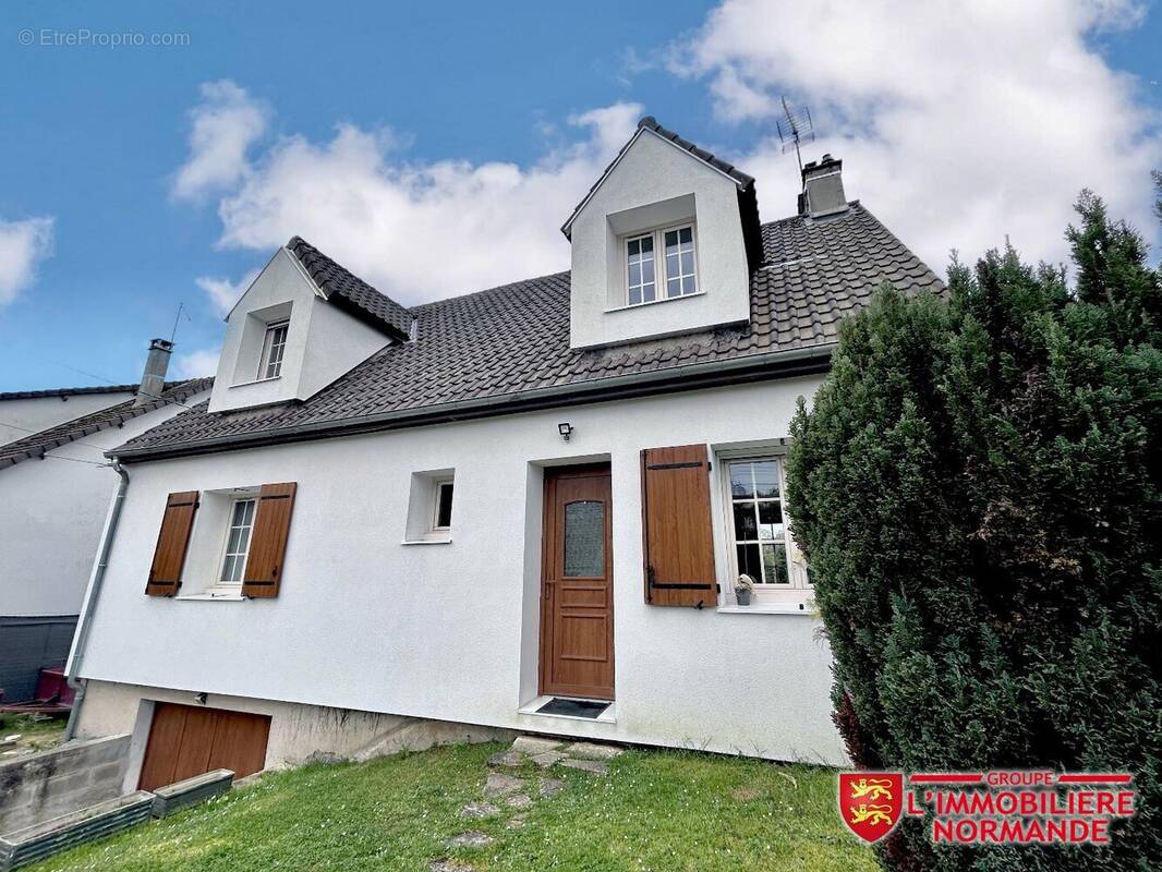 Maison à ROSNY-SUR-SEINE