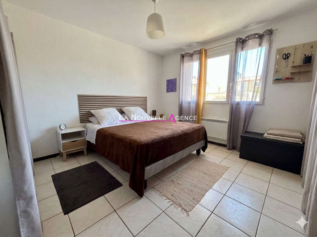 Grand appartement en rez de chaussee avec jardinet - photo 5