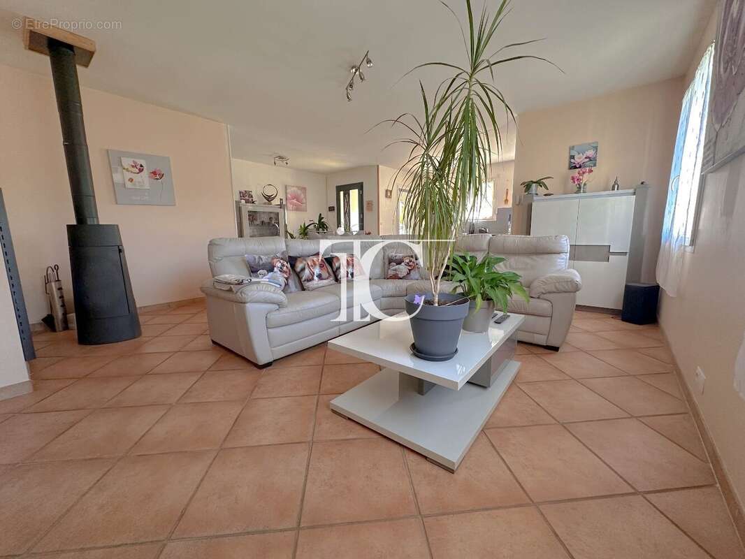 Maison à SAINT-AMBROIX