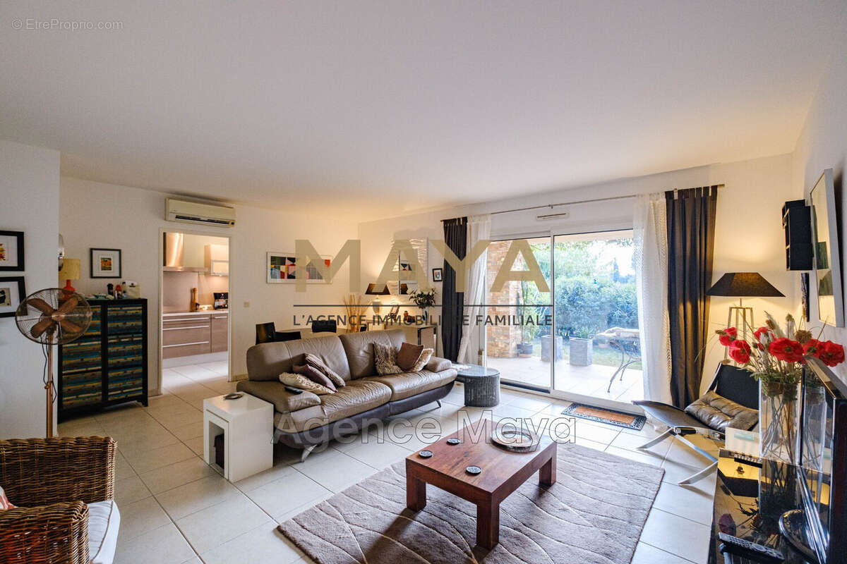 Maison à PLAN-DE-LA-TOUR