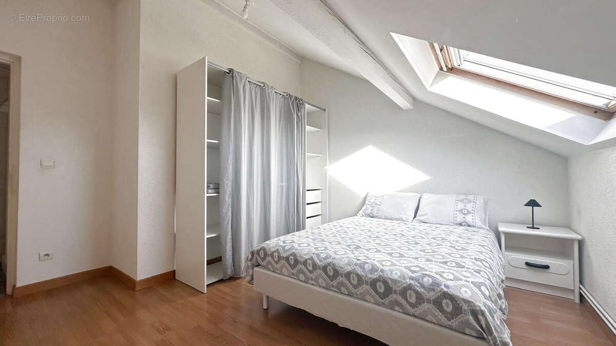 Appartement à VETRAZ-MONTHOUX