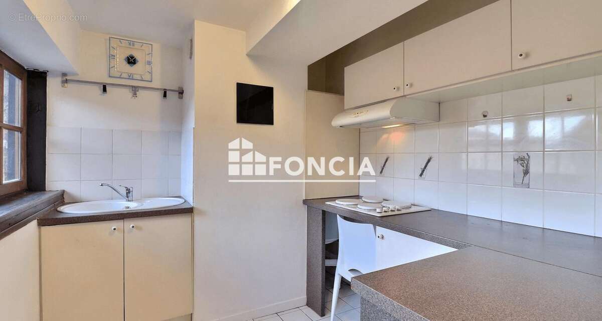 Appartement à SAINT-ETIENNE