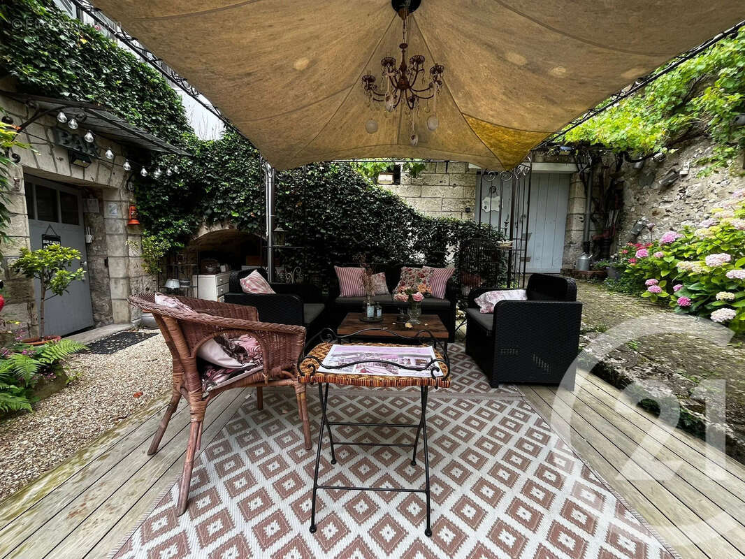 Maison à BENNECOURT