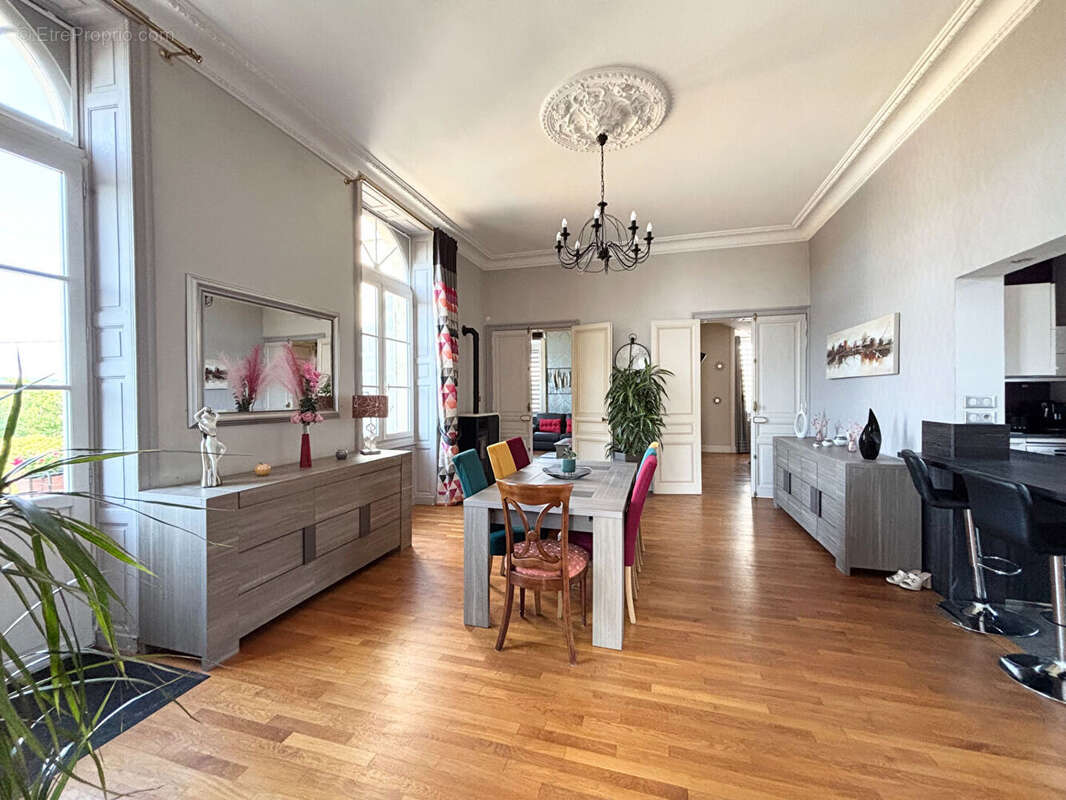 Maison de maître en Brasier 230m² Brive centre 5 chambres cabinet 110m2 - photo 6