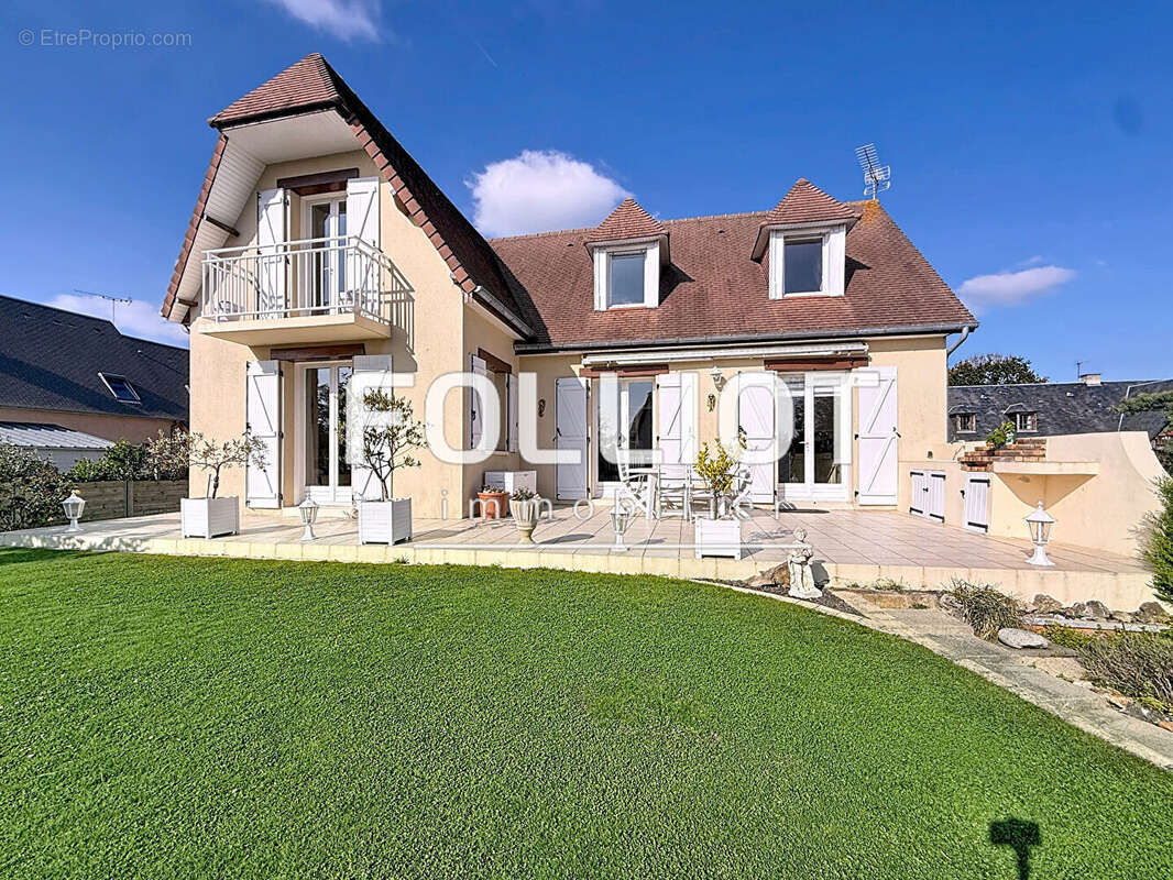 Maison à SAINT-PAIR-SUR-MER