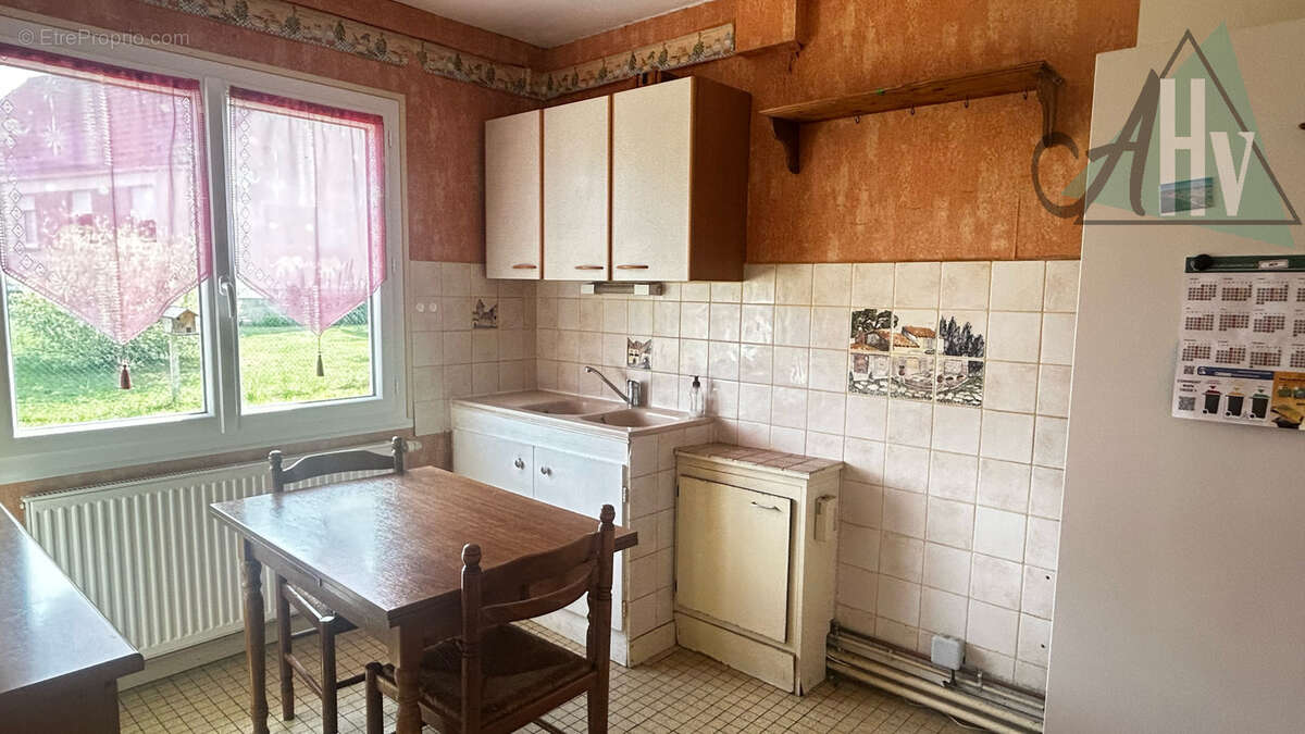 Maison 2 chambres avec dépendances - photo 4