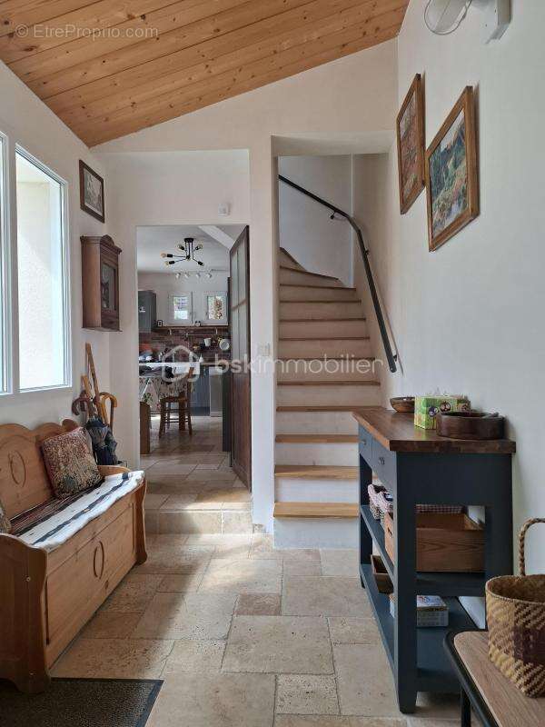 Maison à SAINT-CHERON