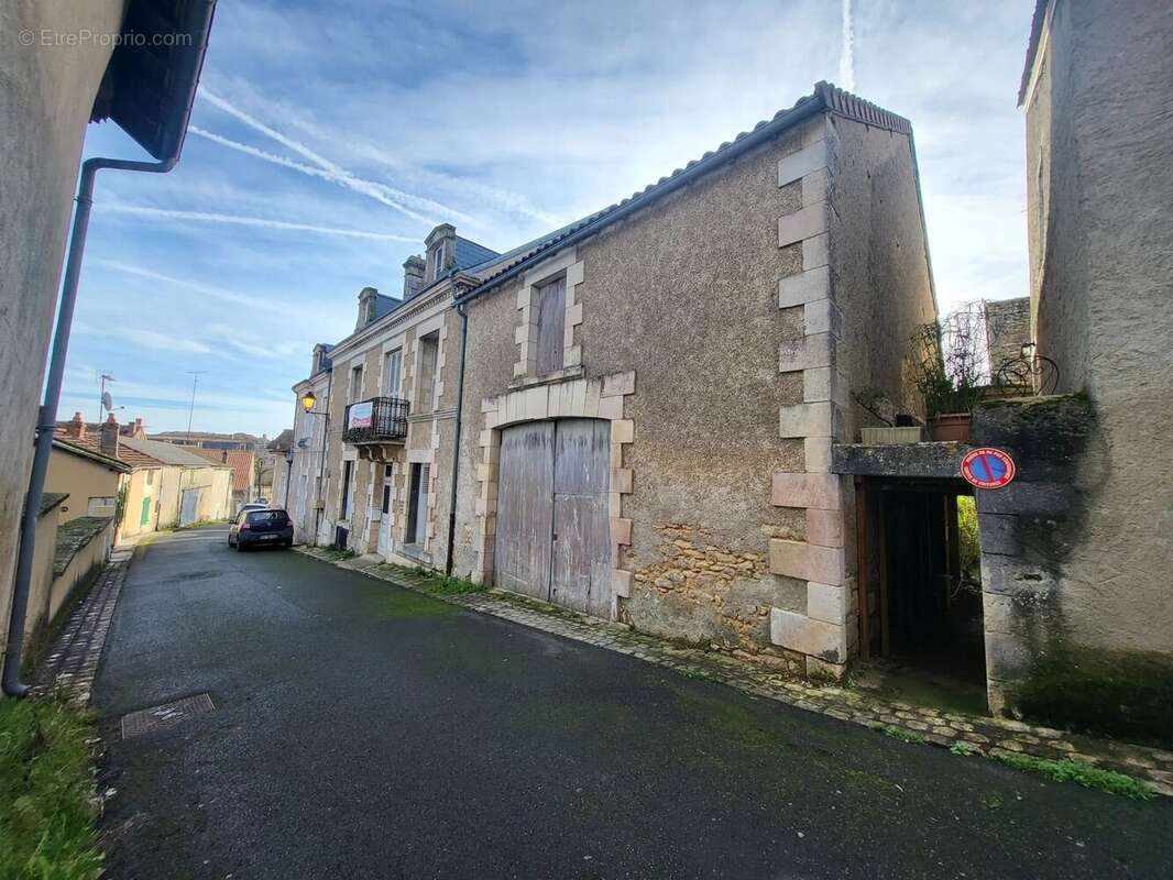 Maison à SAINT-SAVIN