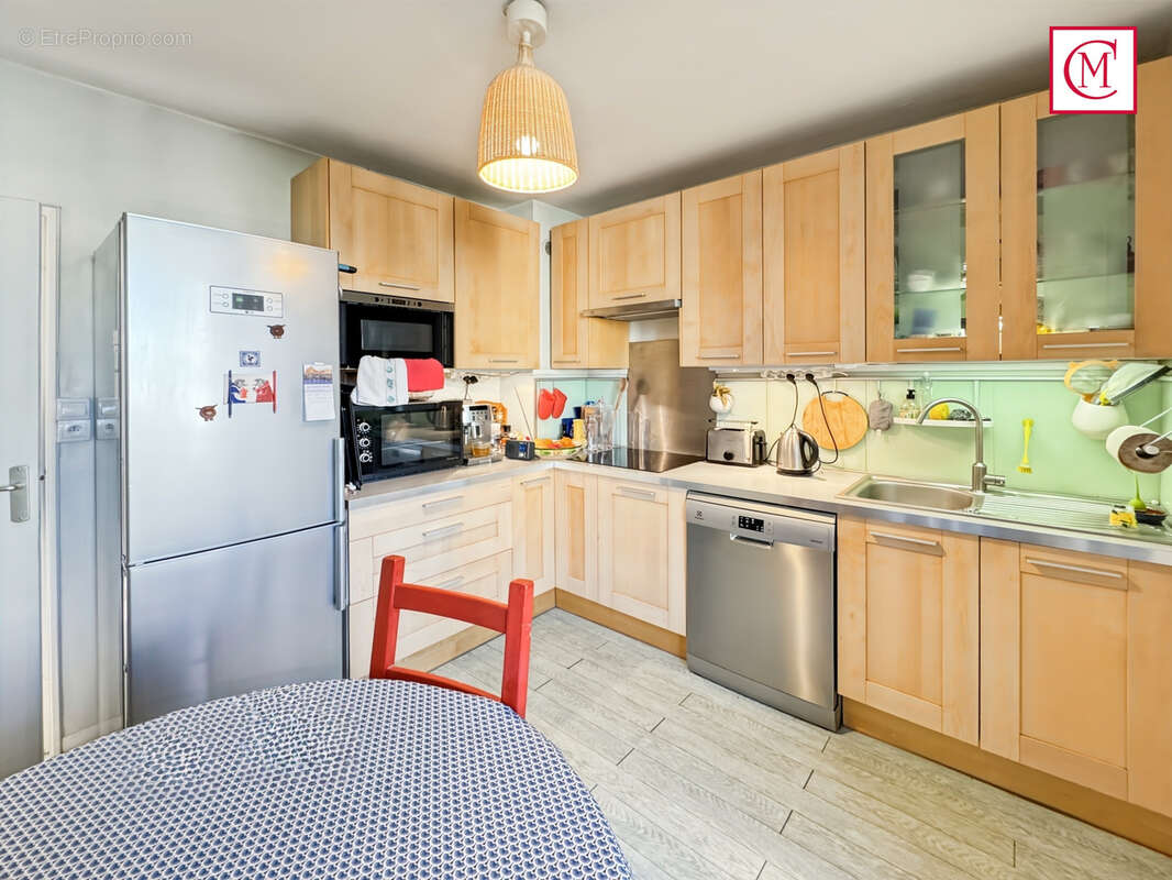 Appartement à MEYLAN