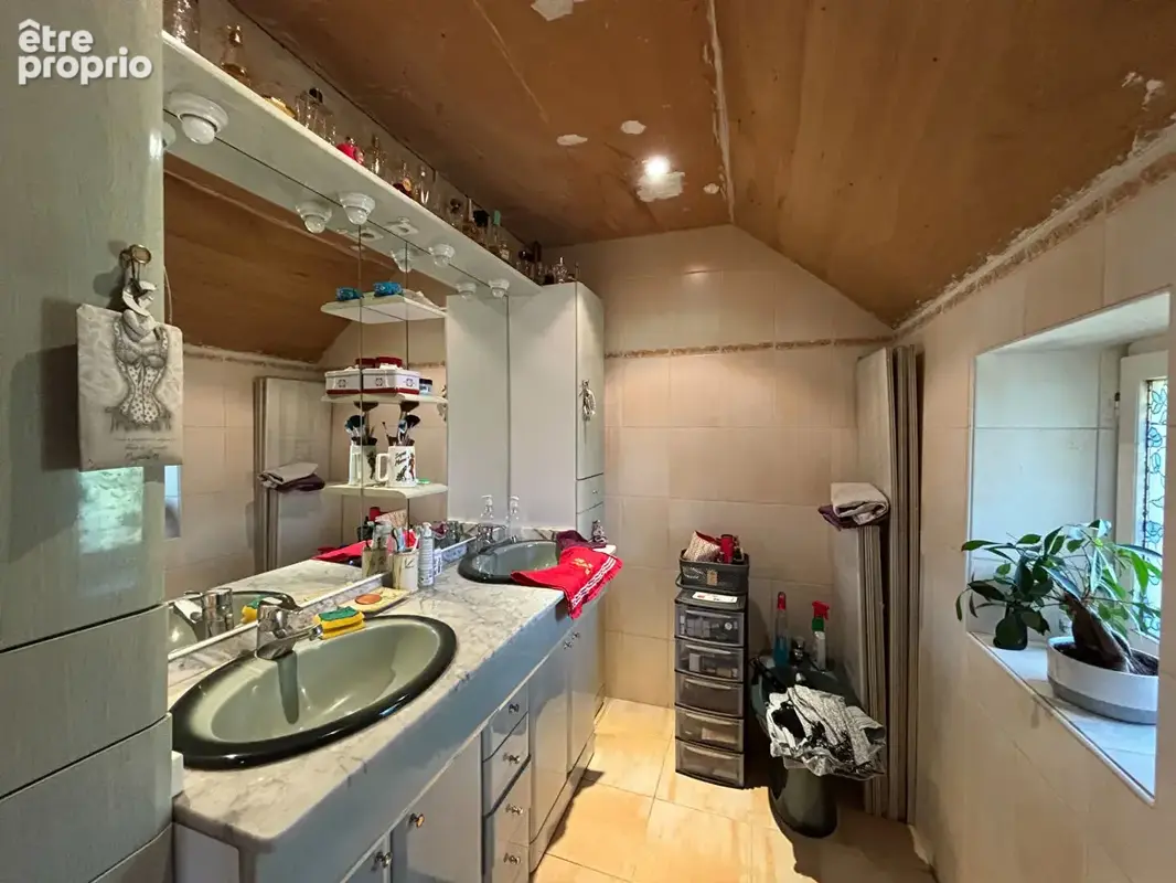Longère isolée - T5 120 m² - Vichères - photo 6