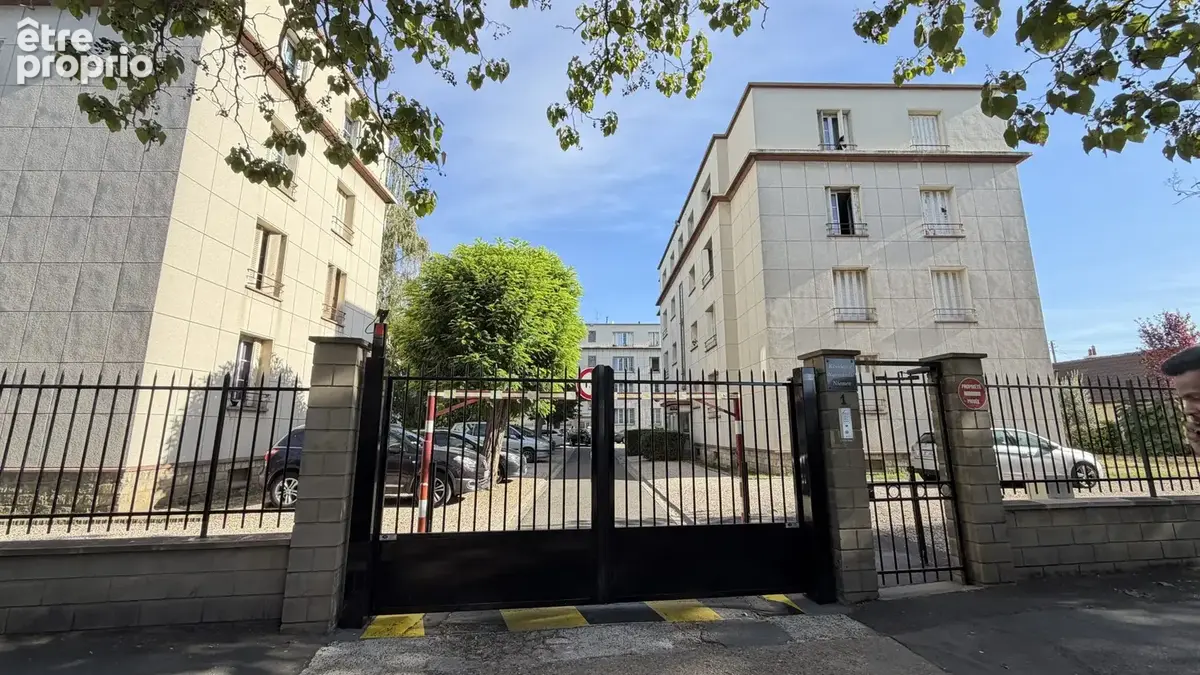 Appartement à LE BLANC-MESNIL