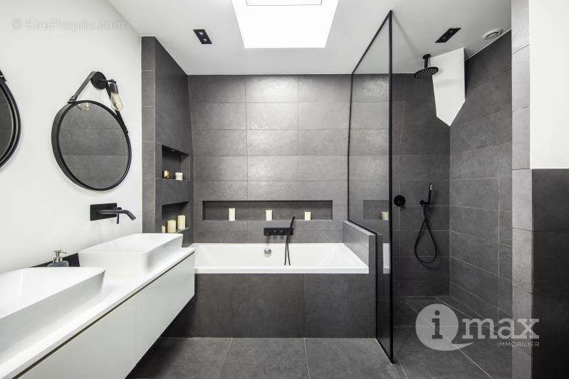 Maison à ASNIERES-SUR-SEINE