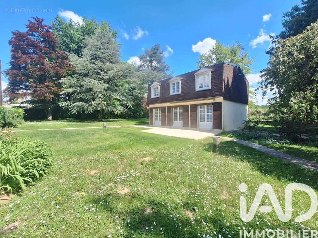 Photo 1 - Maison à BOISSY-LE-CHATEL