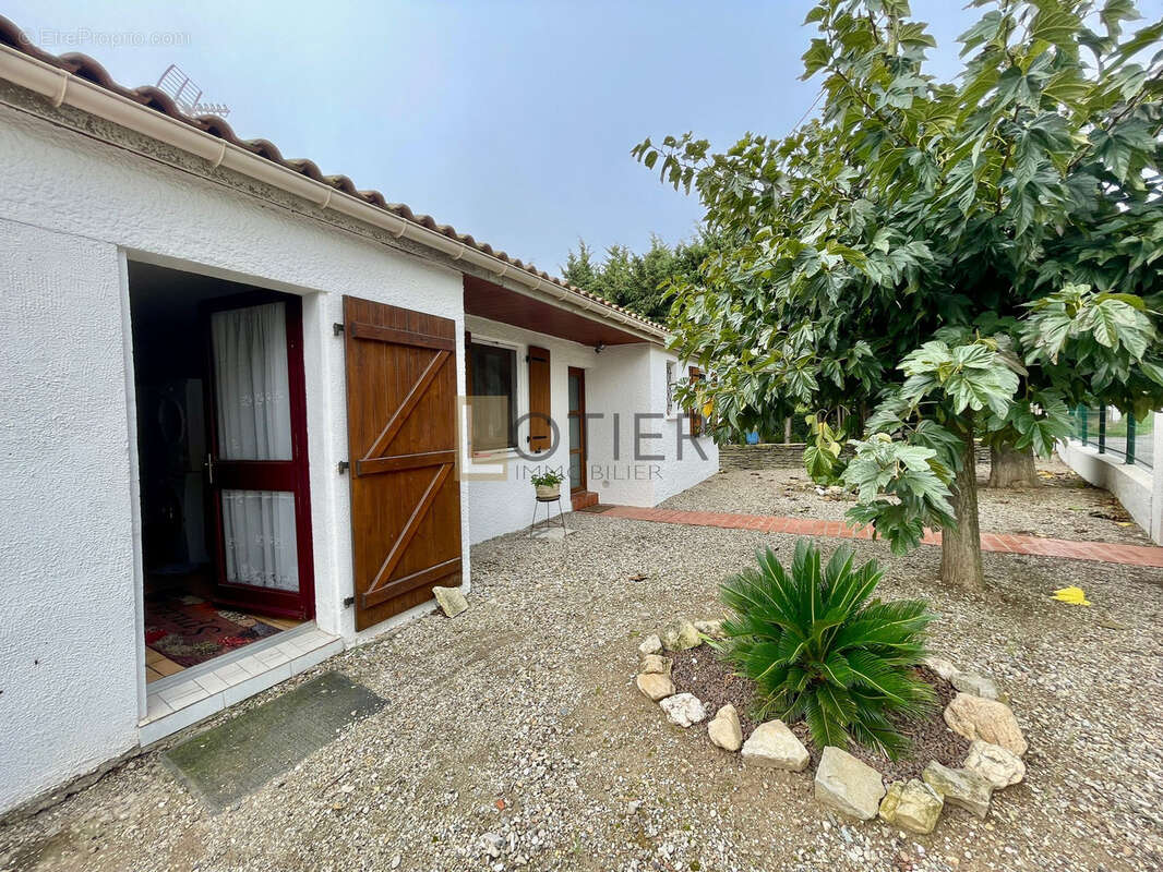Maison à LAURE-MINERVOIS