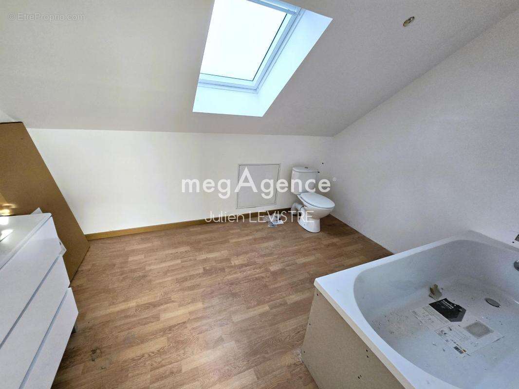 Maison à FONTENAY-SUR-EURE