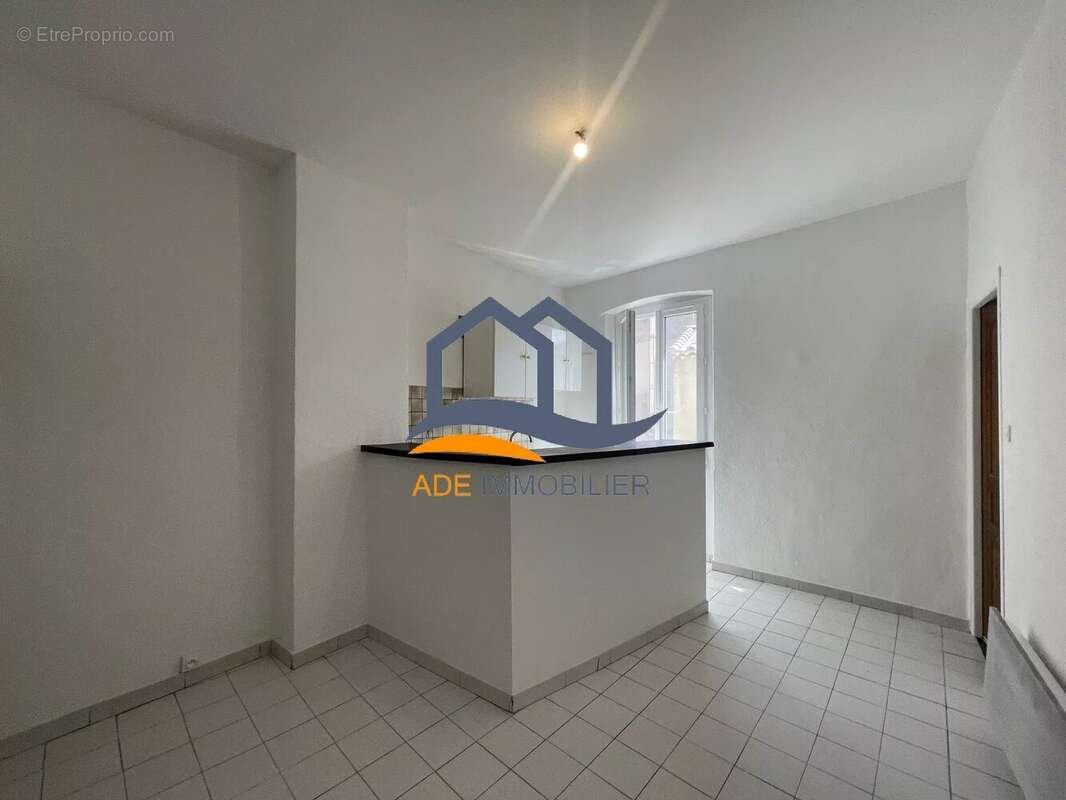 Appartement à EGUILLES