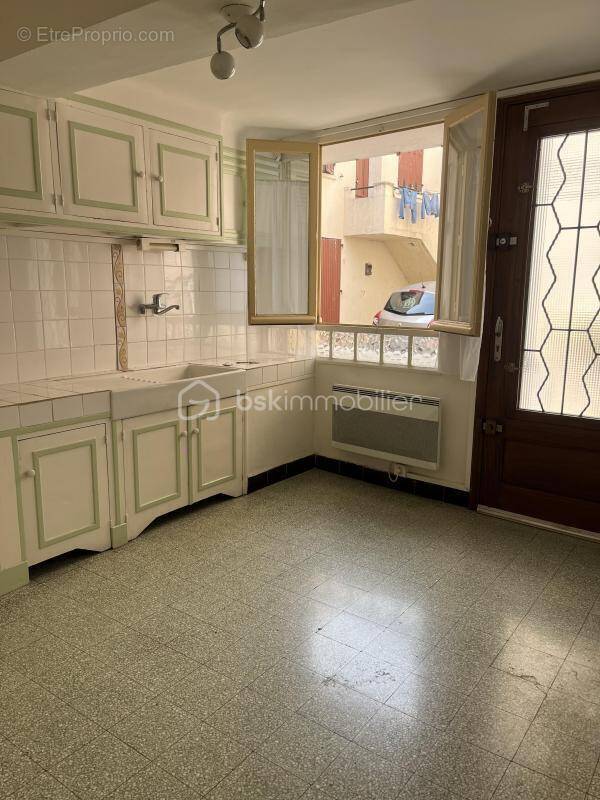 Maison à SAINTE-TULLE