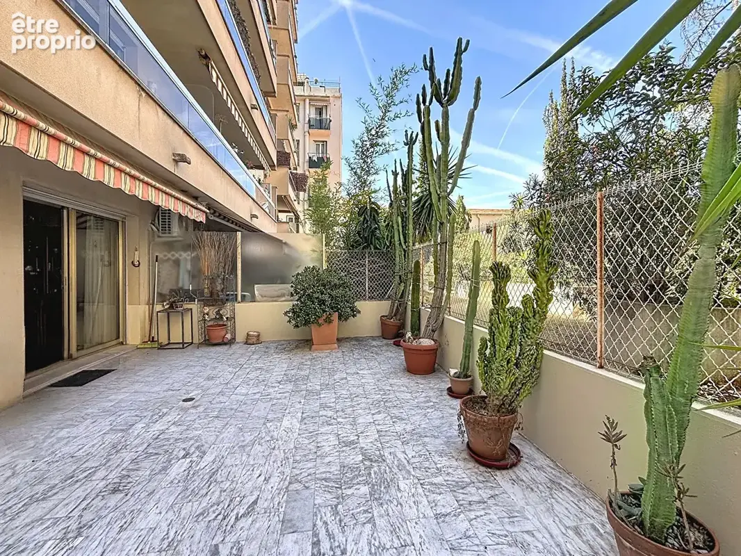 Appartement Nice 3 pièce(s) 83.37 m2 - photo 2
