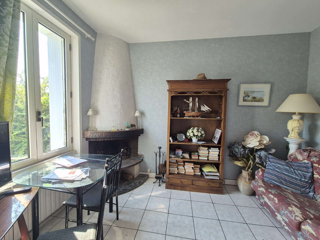 Maison à rénover avec fort potentiel et beau Terrain ! - photo 6