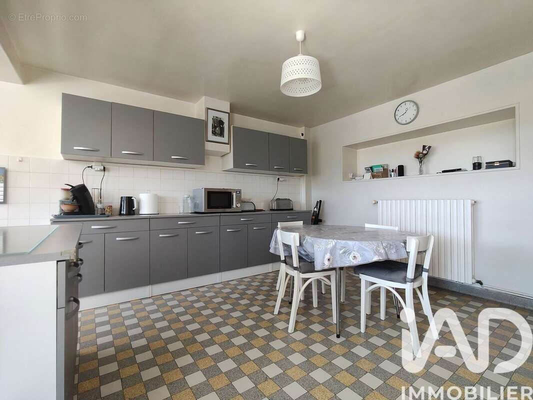 Maison 164 m² à Villiers-En-Desoeuvre  - photo 6