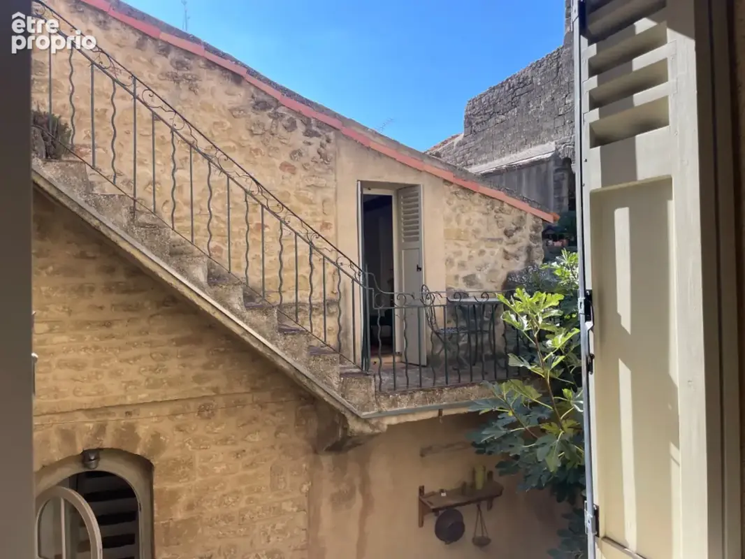 Maison à vendre sud Luberon village de Lauris 2 corps de bâtiments, 3 chambres, 120 m2 environ  terrasse caves atelier - photo 29