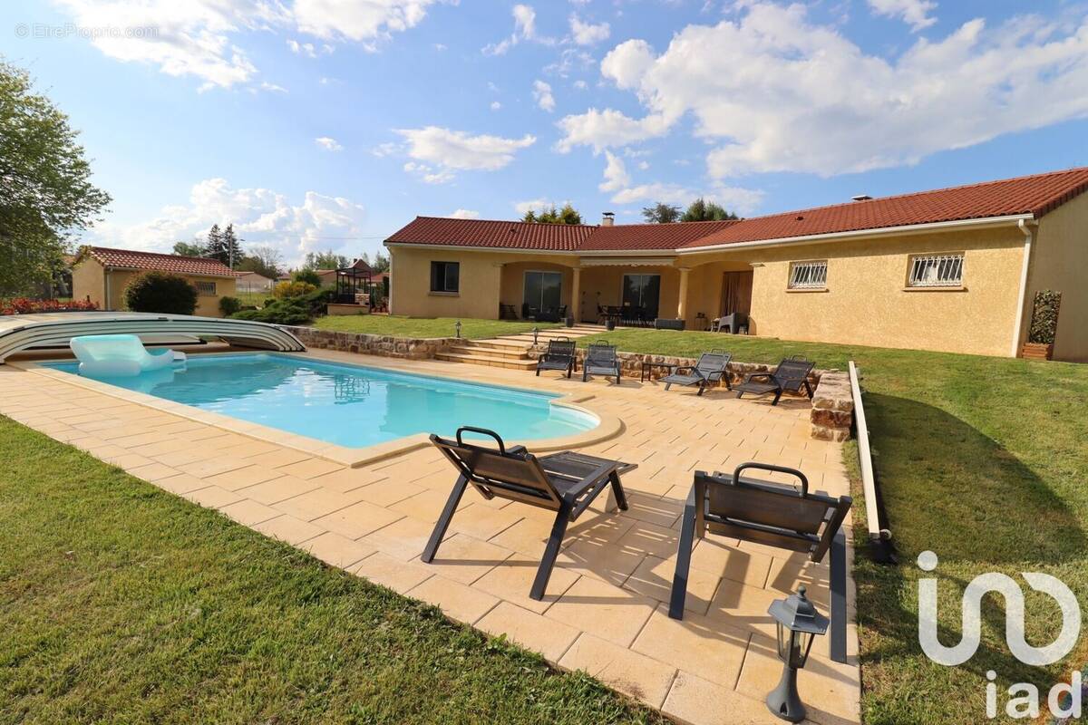 Photo 1 - Maison à LEZOUX