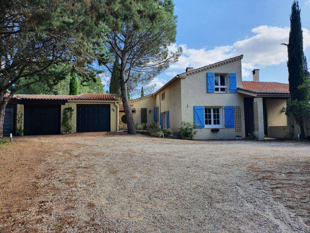 Maison à PIEUSSE