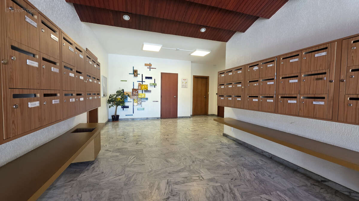 Appartement à BRON