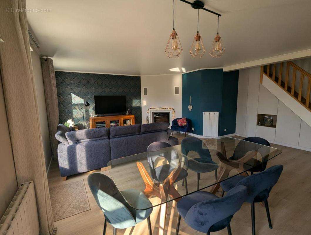 Maison à MAROLLES-EN-HUREPOIX