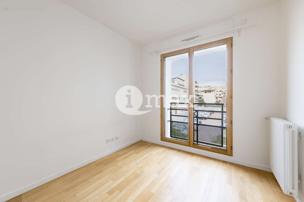 Appartement à LEVALLOIS-PERRET