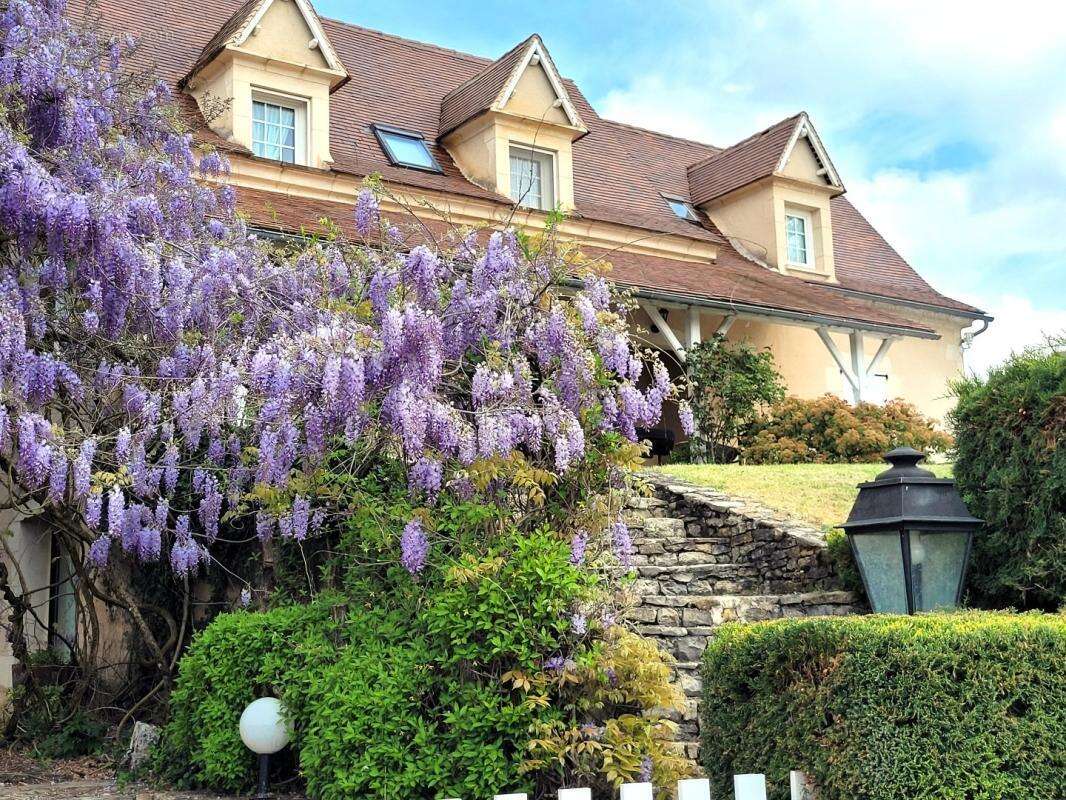 Maison à LISSAC-ET-MOURET